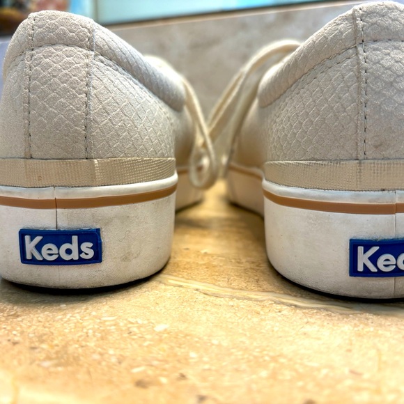 Keds Jump Kick sneakers in sz 9.5 grey suede. - Picture 2 of 5